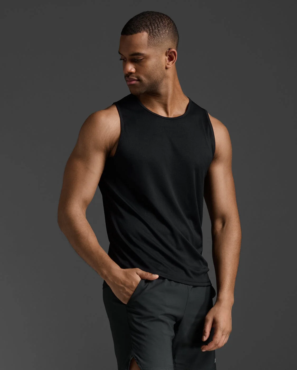 2XU Men's Aero Tank MR6676A - Image 4
