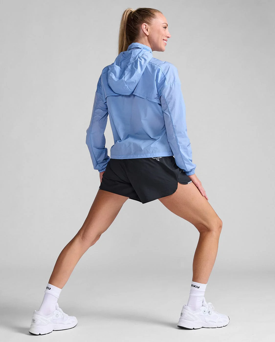 2XU Women's Aero Windbreaker Jacket WR7204A - Image 8