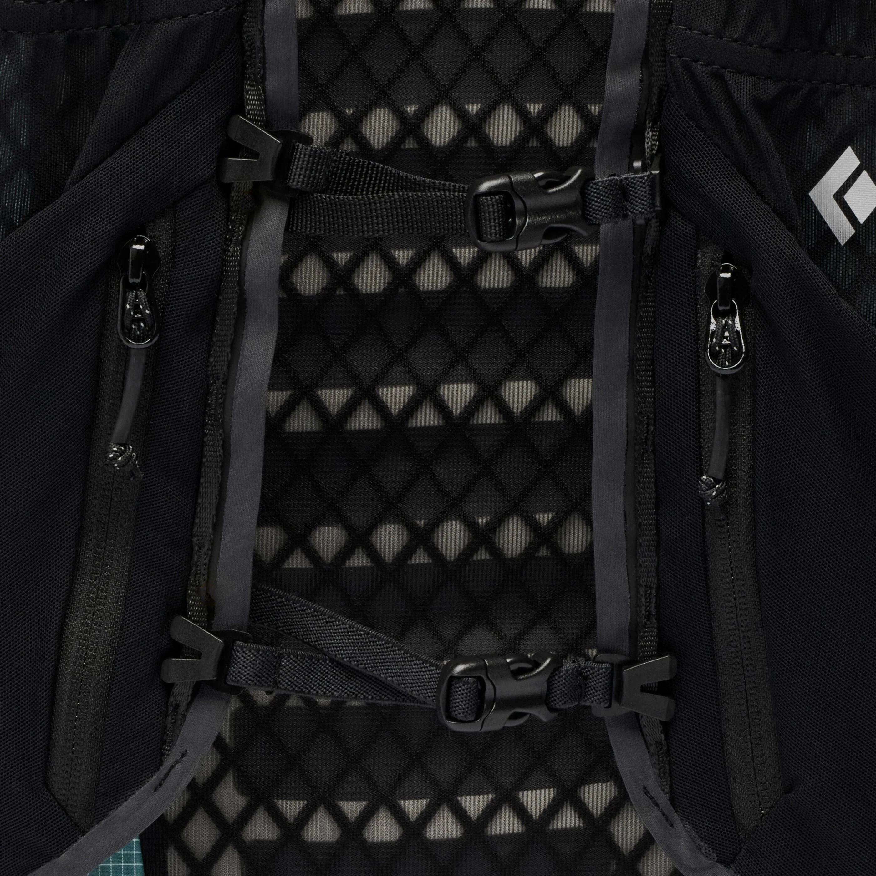 Black Diamond Women's Distance 15 Backpack (2026) - Image 5