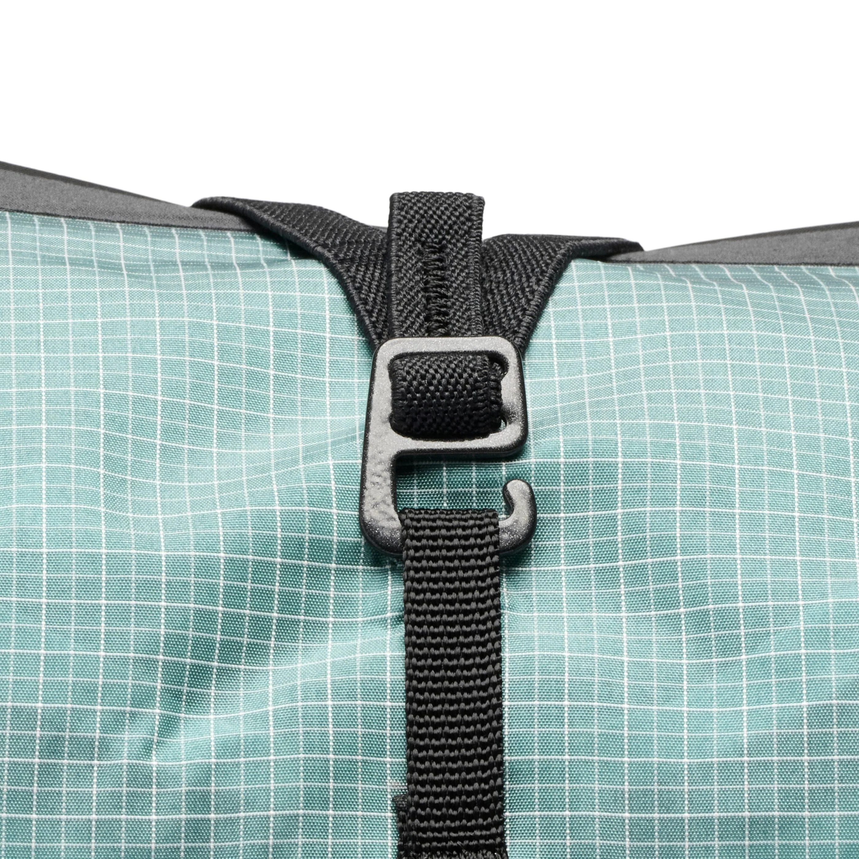 Black Diamond Women's Distance 15 Backpack (2026) - Image 8