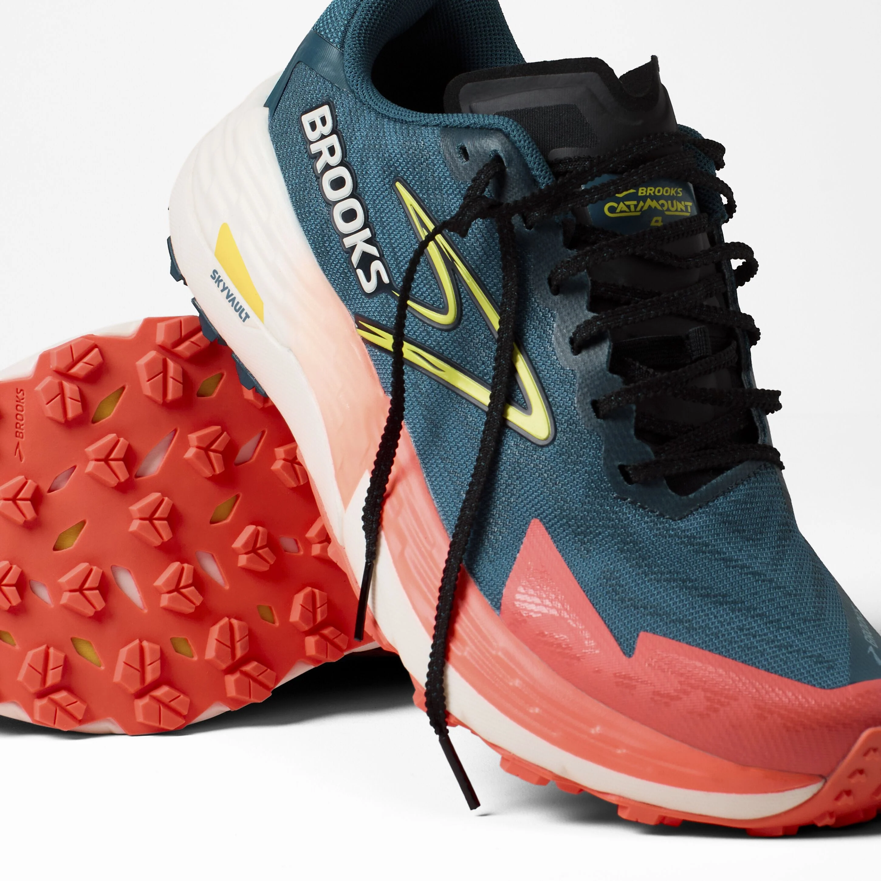 Brooks Men's Catamount 4 Trail Running Shoes - Image 2