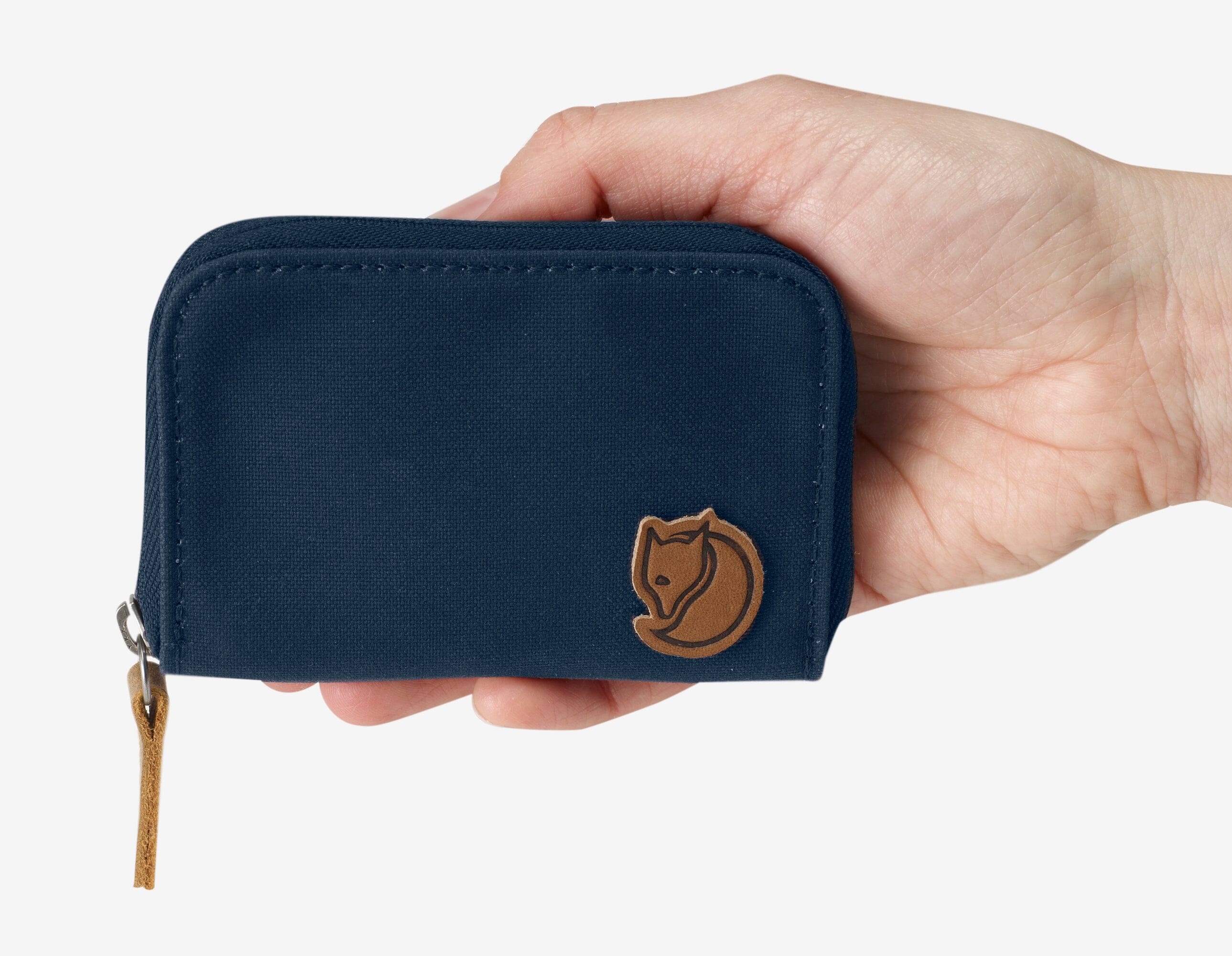 Fjallraven Zip Card Holder - Image 3
