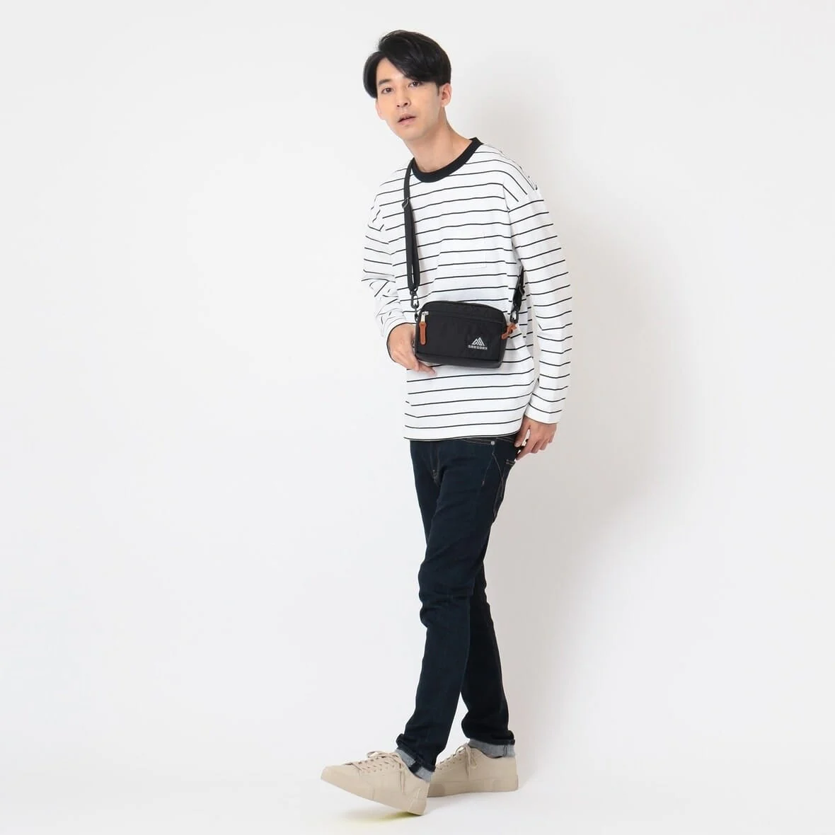 Gregory Padded Shoulder Pouch S Messenger Bag - Image 2