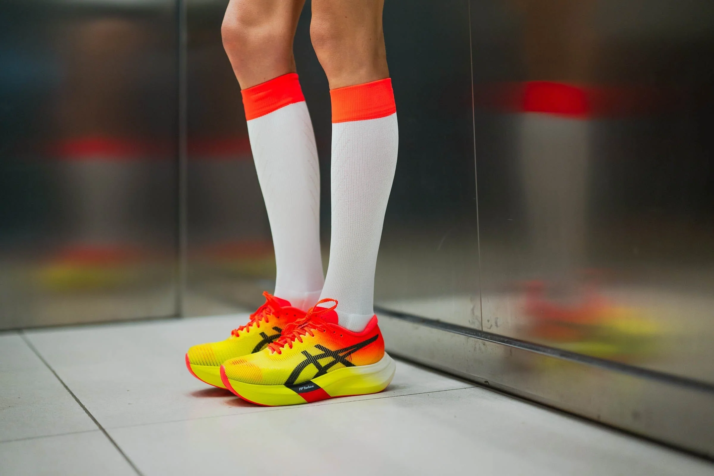 Incylence Renewed Compression V2 White Inferno Socks - Image 3