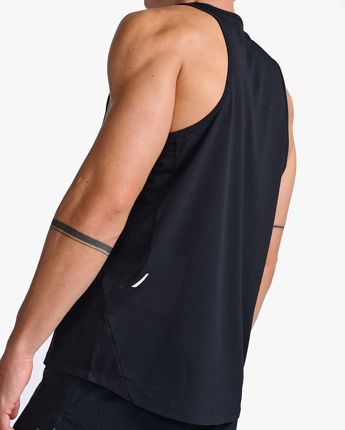 2XU Men's Light Speed Singlet MR6949A - Image 7