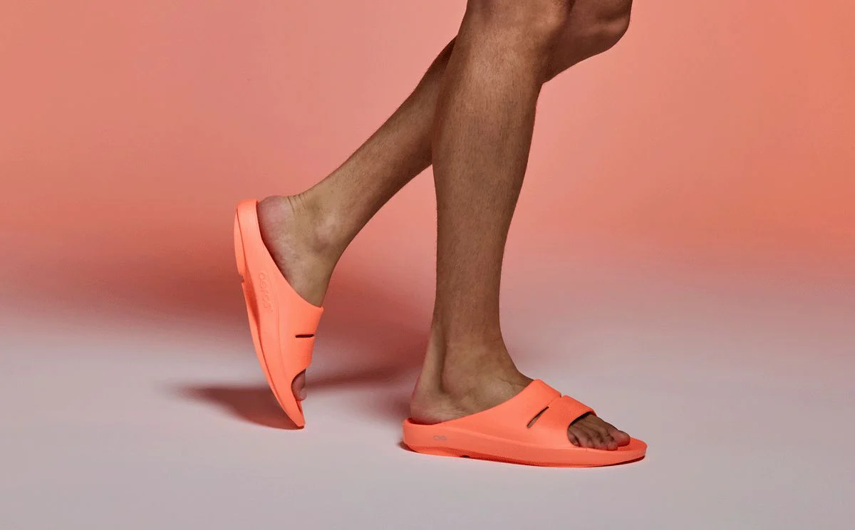 OOFOS Unisex OOahh Slide Sandal - Sunburst - Image 3