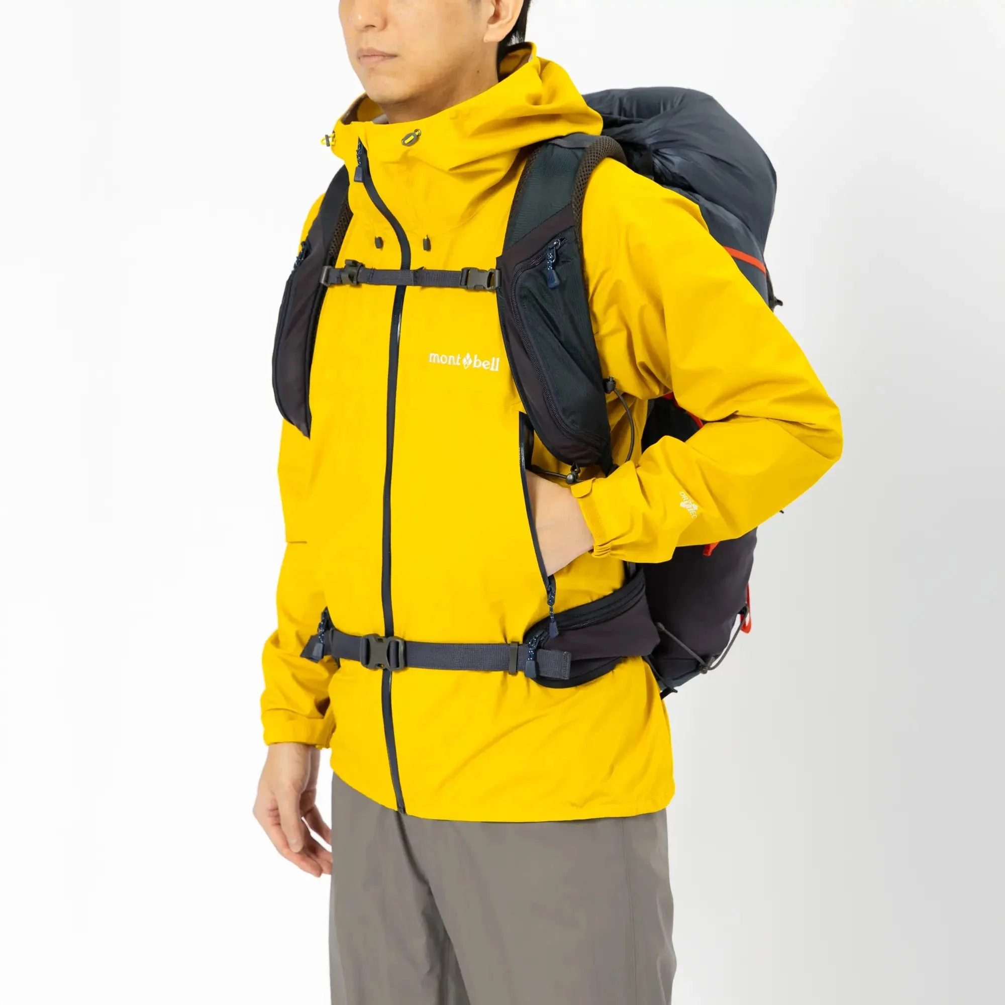 Montbell Men's Storm Cruiser Jacket - Image 10