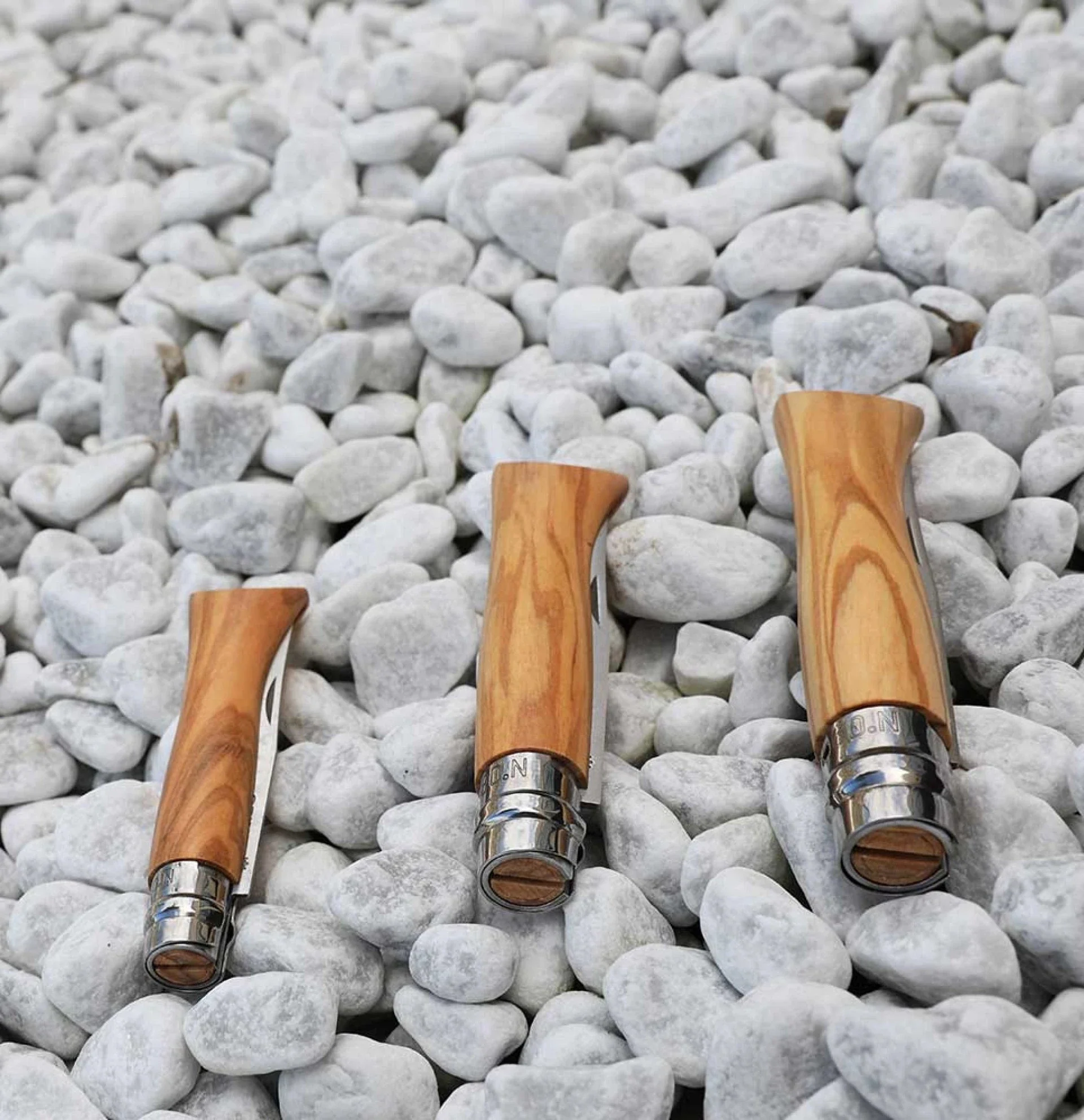Opinel Pocket Knife N°09 Olive Wood - Image 6