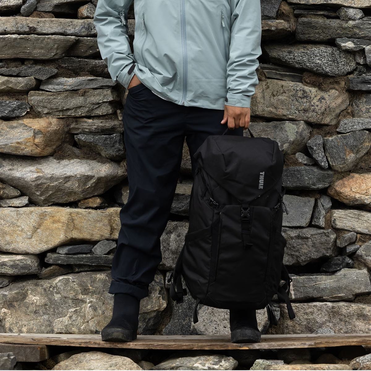 Thule AllTrail 25L With Rain Cover - Image 6