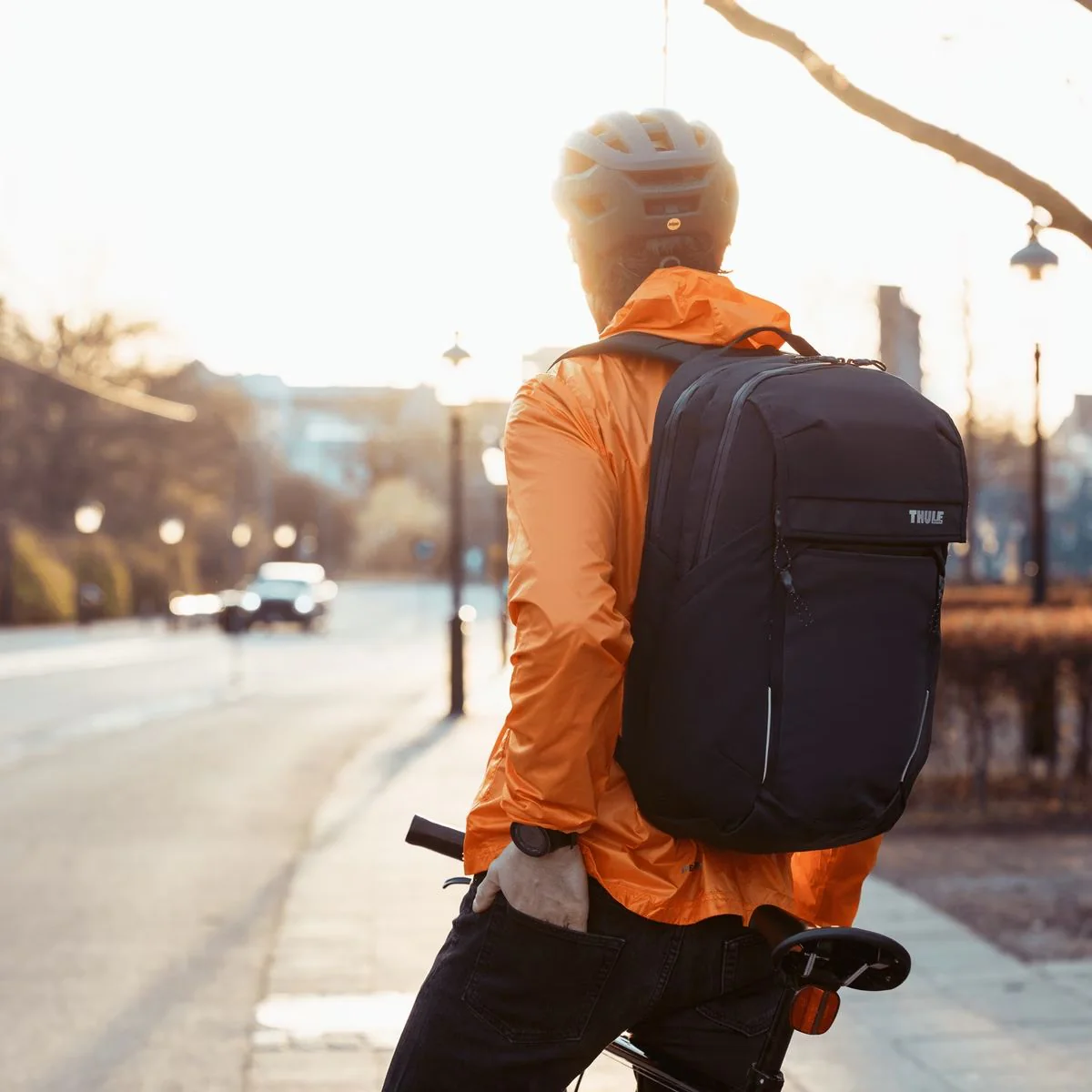 Thule Paramount Commuter Backpack 27L - Image 5