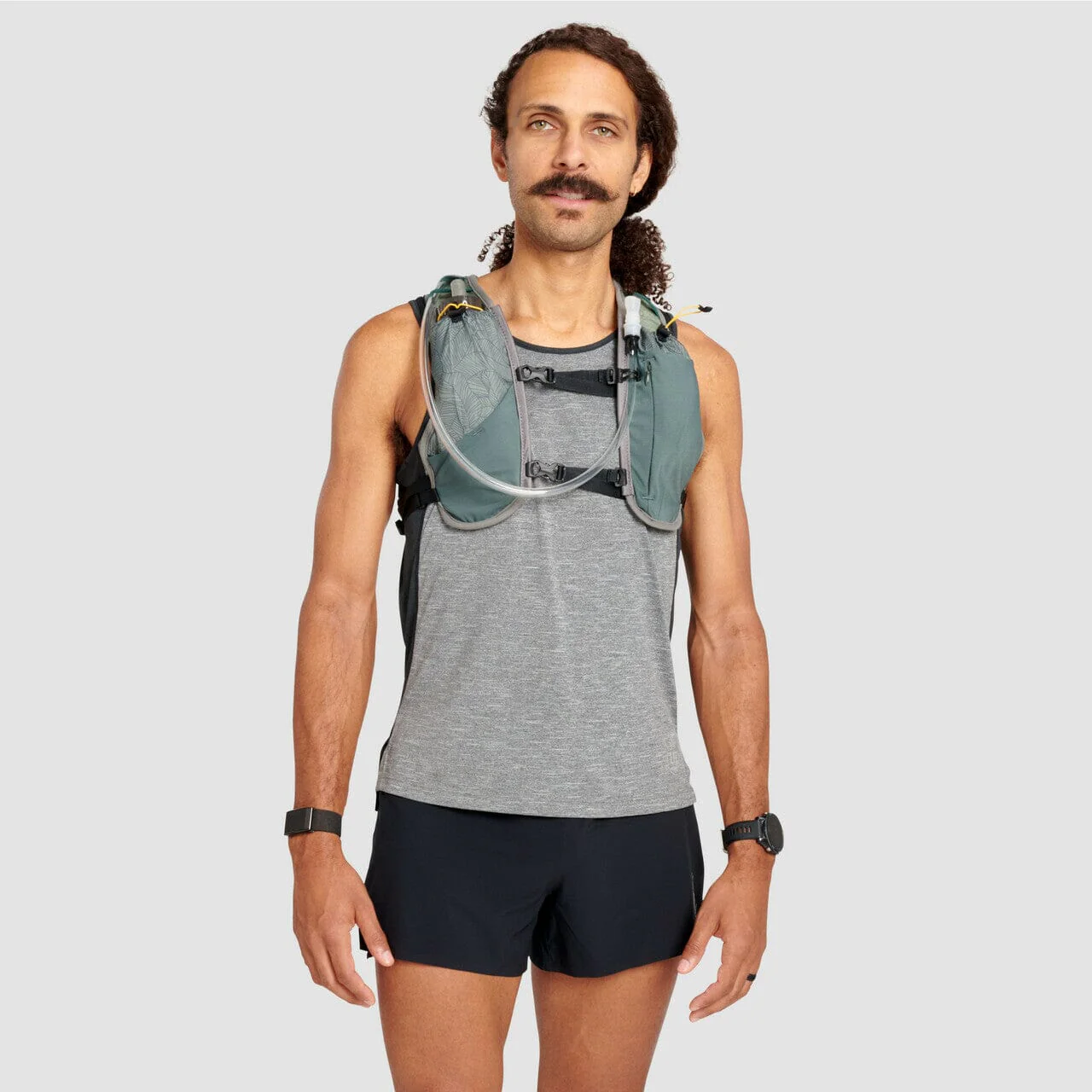 Ultimate Direction Highland Vest Unisex Running Vest - Image 5