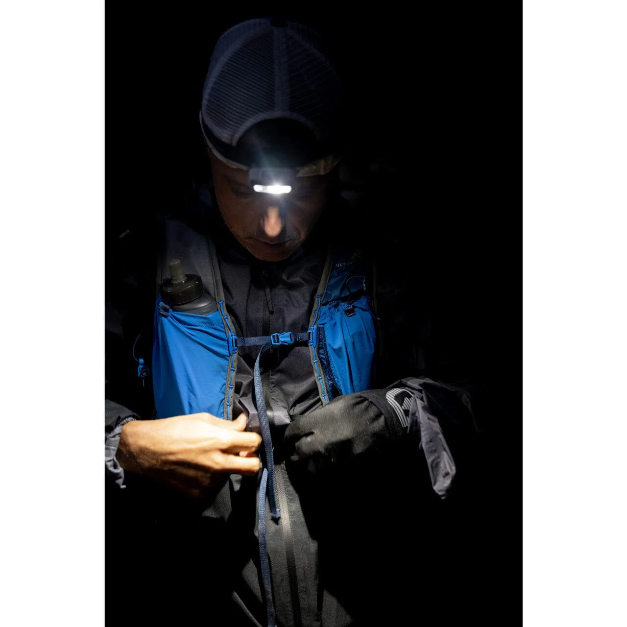 Ultimate Direction Race Vest 6.0 - Image 13