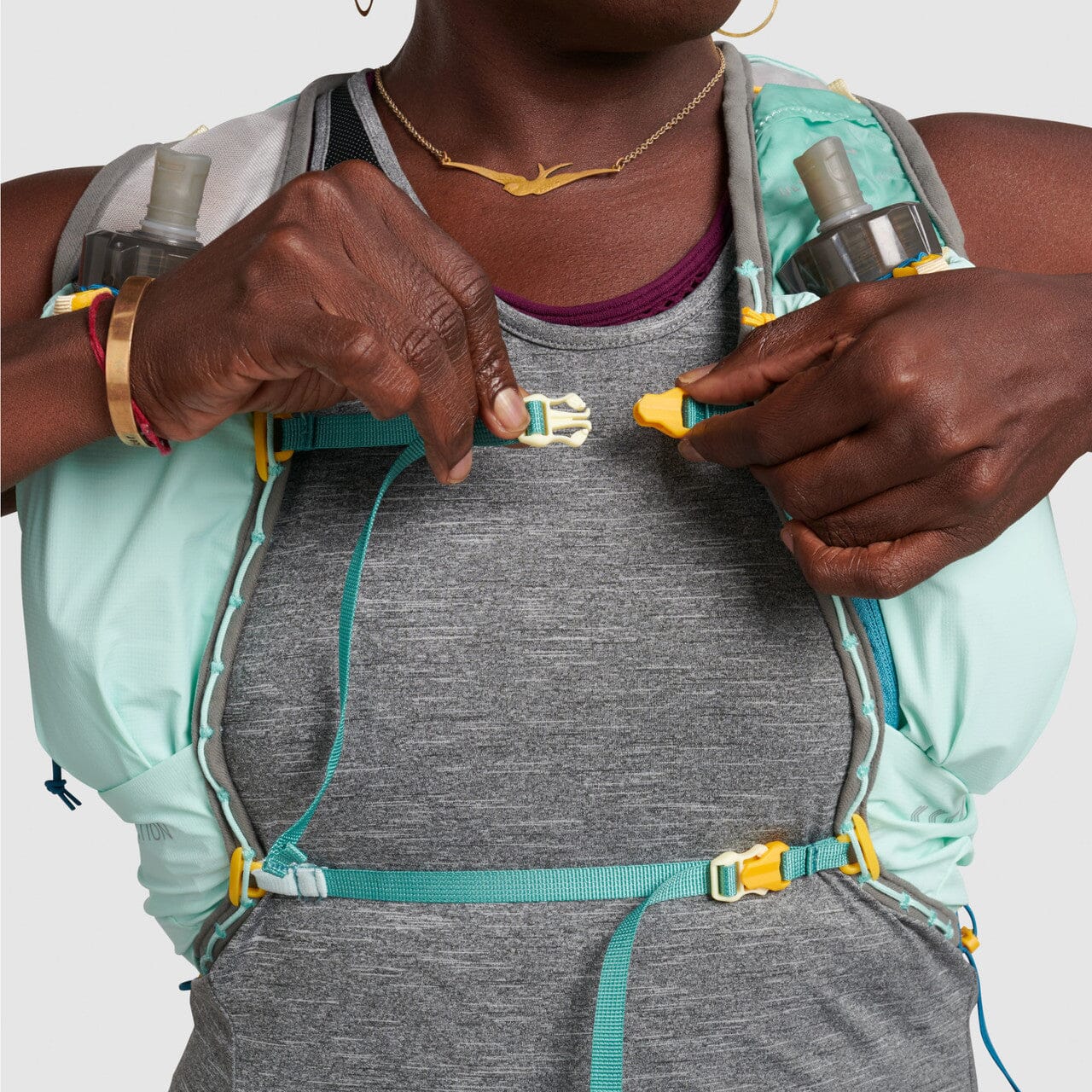 Ultimate Direction Ultra Vesta 6.0 Women's Running Vest - Image 14