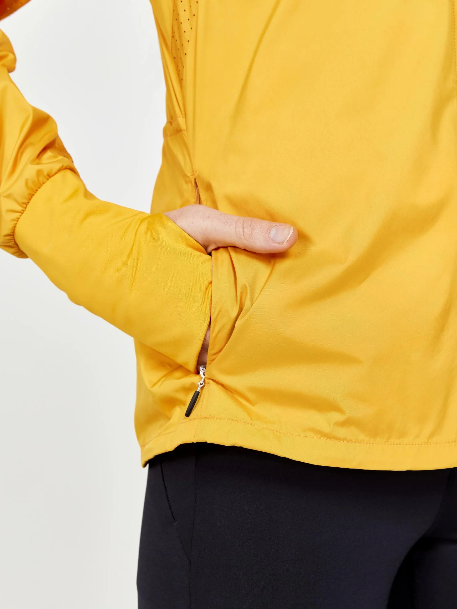 CRAFT Women's Adv Essence Wind Jacket - Image 57